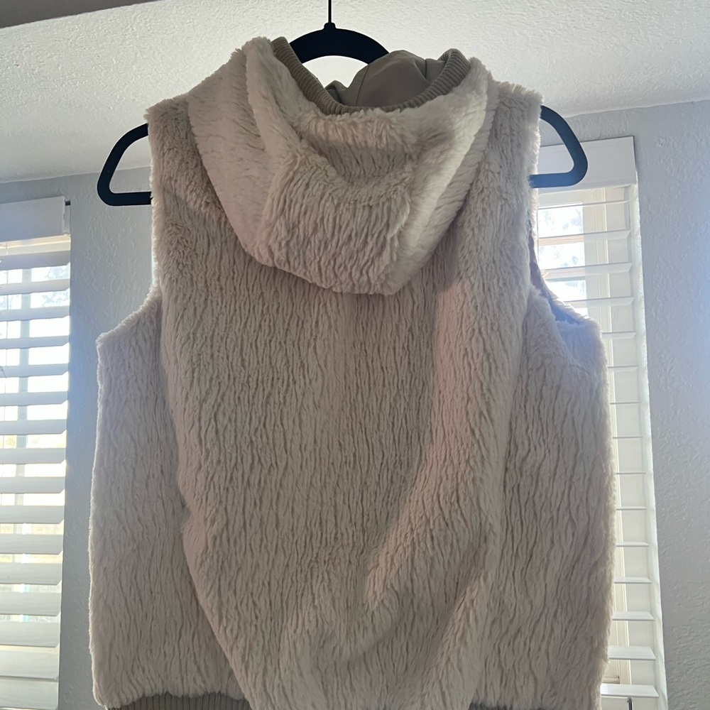 Patagonia faux fur vest